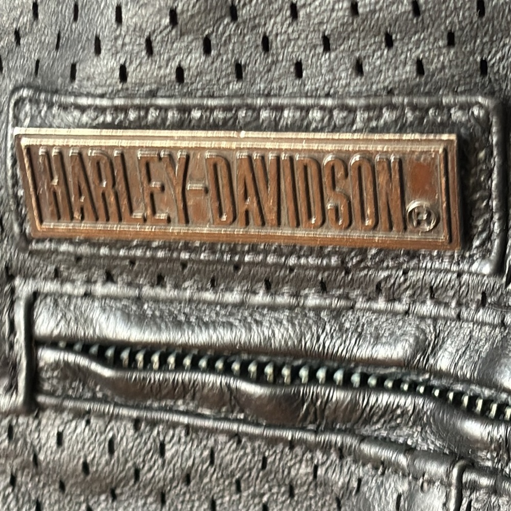 Harley Davidson leather motorcycle jacket - Picture 10 of 11